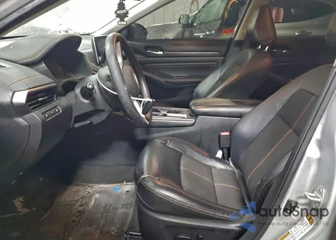 2021 Nissan Altima Sr z USA, uszkodzony, nr VIN 1N4BL4CV4MN359476